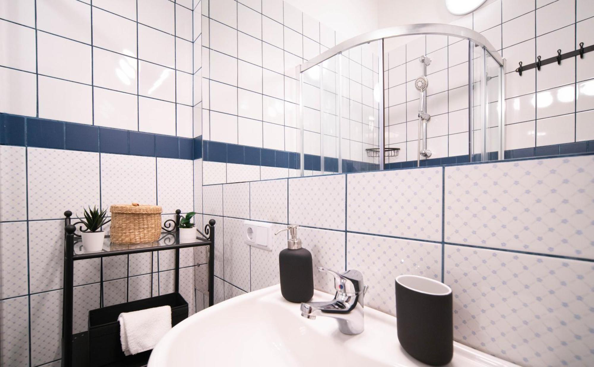 Apartamento Free Parking Charlie's - 2sep Room, Ac, Fast Wifi, Tv *