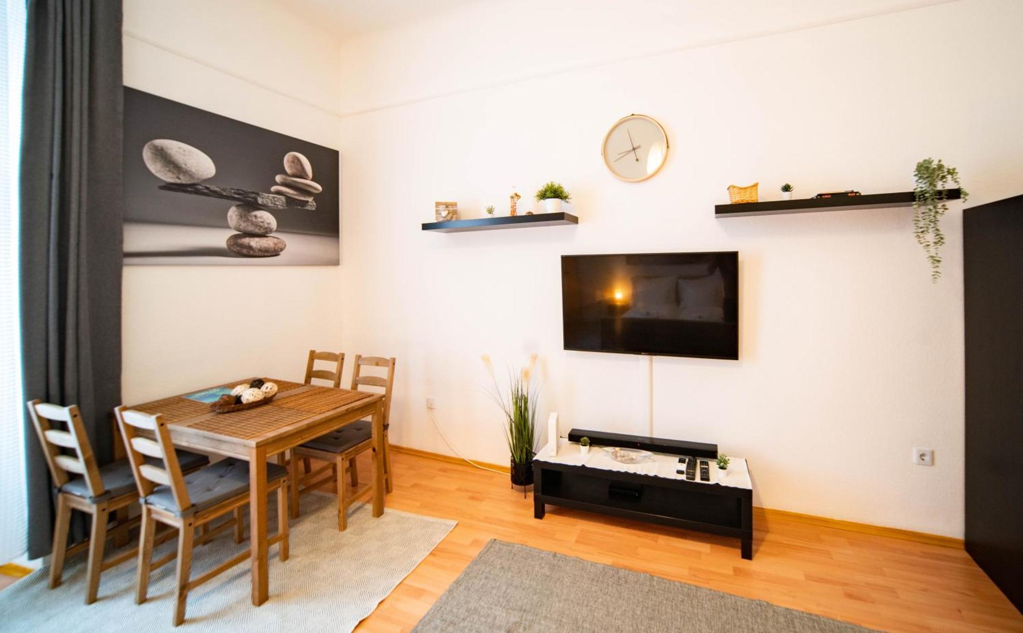 Free Parking Charlie's - 2sep Room, Ac, Fast Wifi, Tv Apartamento Budapeste